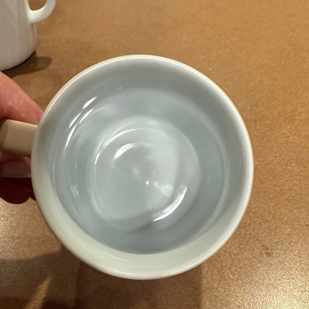 Nespresso Cream Kuala Lumpur Mug 2414 - Picture 3 of 4